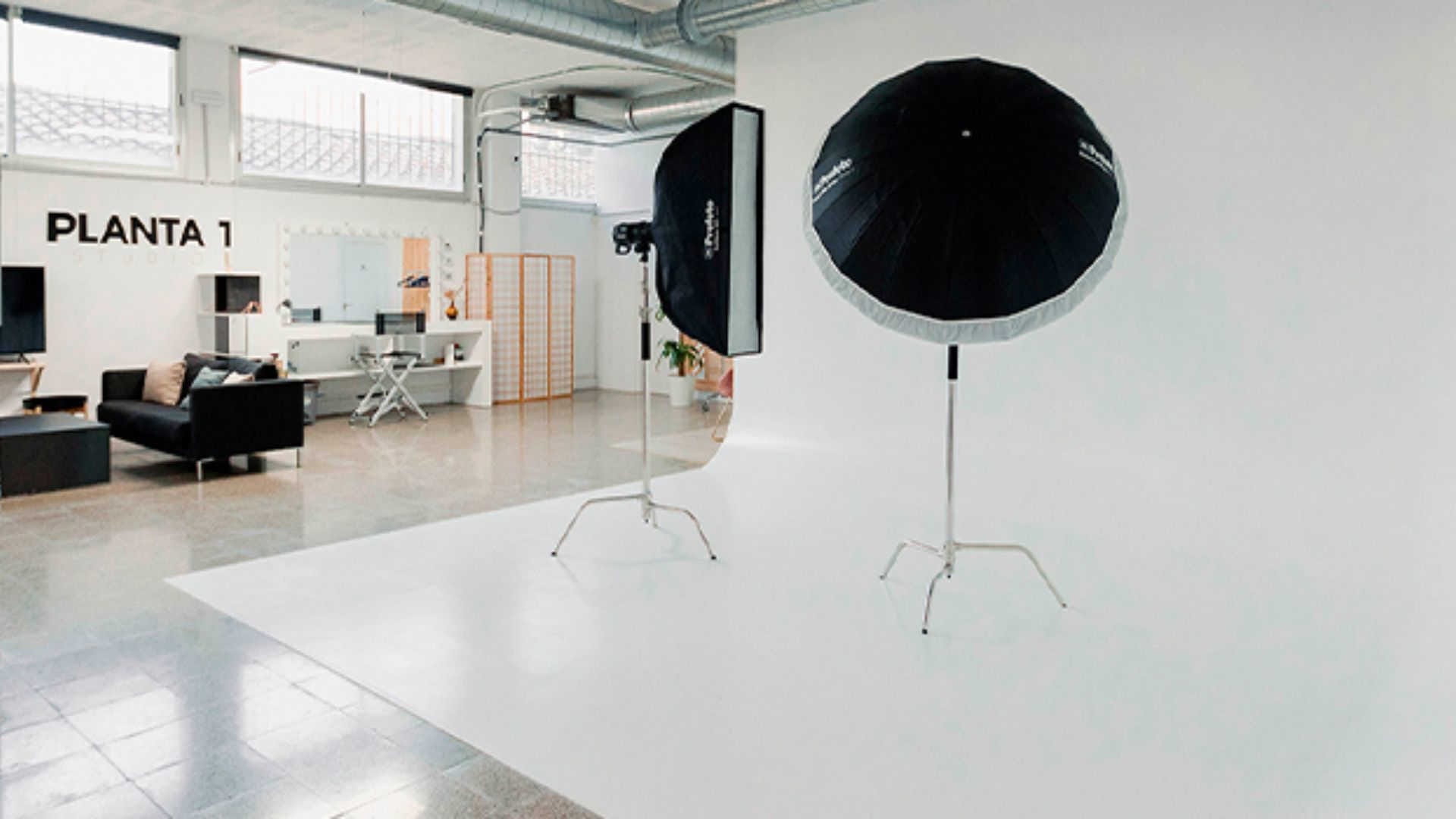 Planta 1 Studio | Alquiler Estudio Fotográfico, fotografía y vídeo en Esplugues de Llobregat